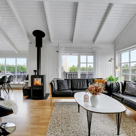 Tatil Evi 5 Bedroom Amazing In Haderslev *