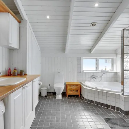 5 Bedroom Amazing In Haderslev