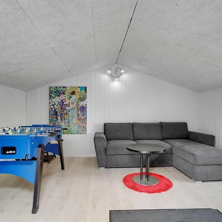 5 Bedroom Amazing In Haderslev